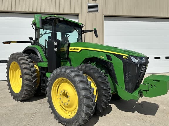Image of John Deere 8R 370 equipment image 3