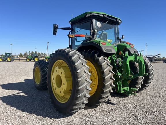 Image of John Deere 8R 370 equipment image 2