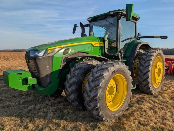 2024 John Deere 8R 370 Equipment Image0