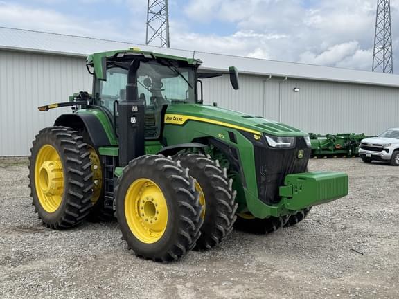 Image of John Deere 8R 370 equipment image 4