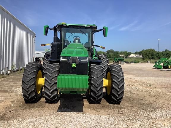 Image of John Deere 8R 370 equipment image 3