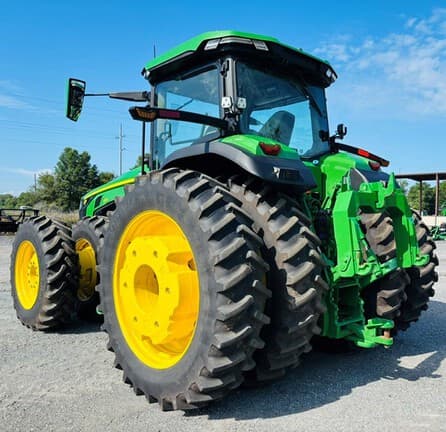 Image of John Deere 8R 370 equipment image 2