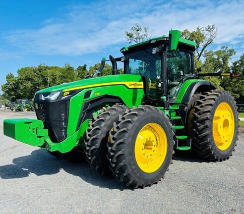 2024 John Deere 8R 370 Equipment Image0