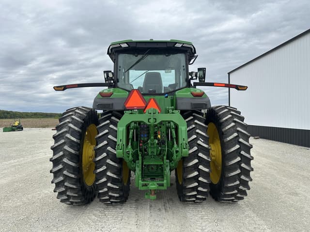 Image of John Deere 8R 370 equipment image 3