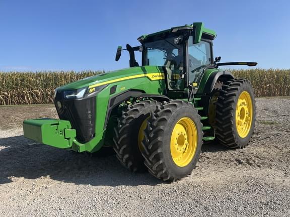 Image of John Deere 8R 370 Primary image