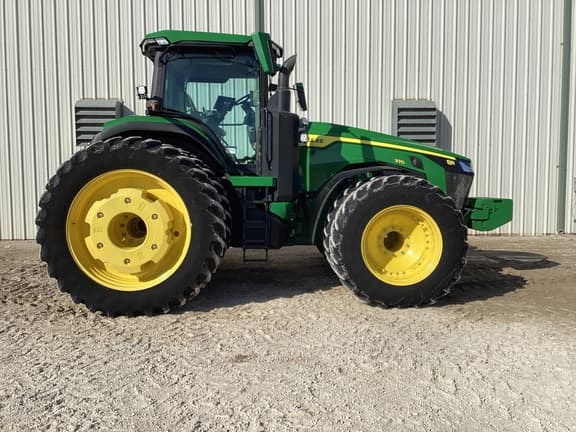 Image of John Deere 8R 370 equipment image 3