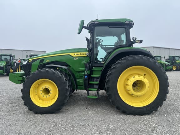 Image of John Deere 8R 370 equipment image 2