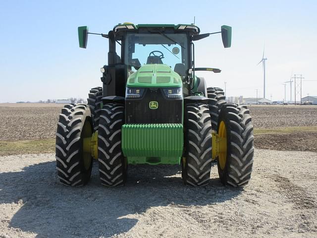 Image of John Deere 8R 370 equipment image 2