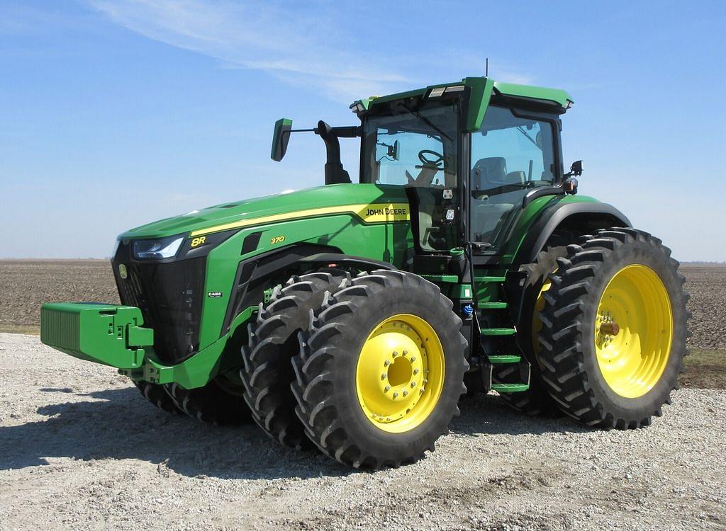 Image of John Deere 8R 370 Primary image