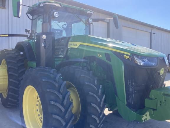 Image of John Deere 8R 370 Primary image