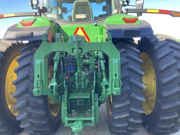 Image of John Deere 8R 370 equipment image 3