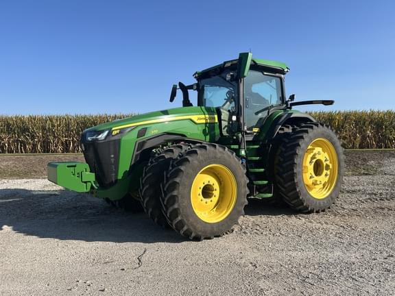 Image of John Deere 8R 370 Primary image