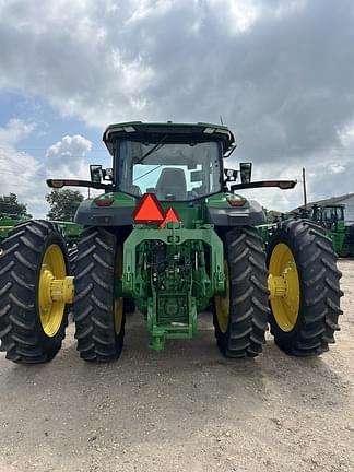 Image of John Deere 8R 370 equipment image 4