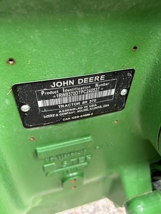 2024 John Deere 8R 370 Equipment Image0