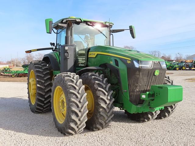 Image of John Deere 8R 370 equipment image 2