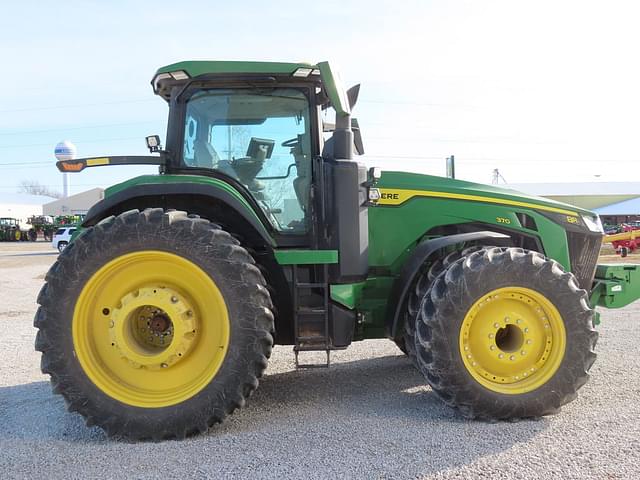 Image of John Deere 8R 370 equipment image 3