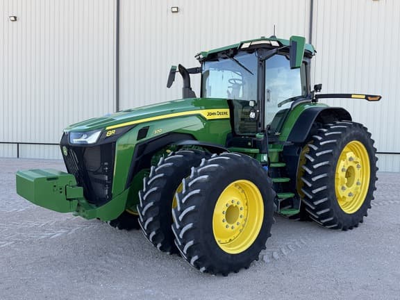 Image of John Deere 8R 370 equipment image 1