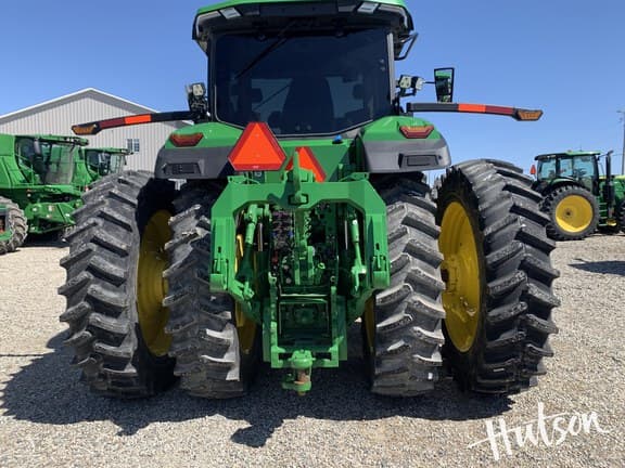 Image of John Deere 8R 370 equipment image 3