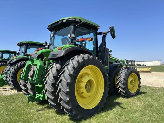 Image of John Deere 8R 370 equipment image 3