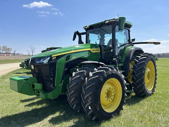Image of John Deere 8R 370 Primary image