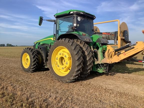 Image of John Deere 8R 370 equipment image 3