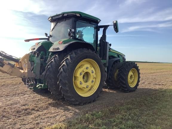 Image of John Deere 8R 370 equipment image 3