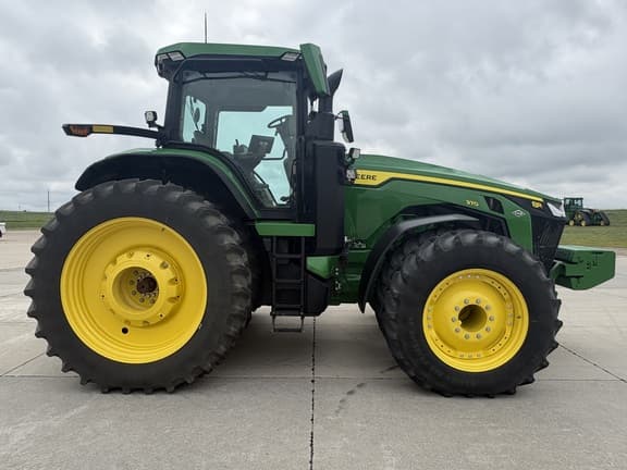 Image of John Deere 8R 370 equipment image 3