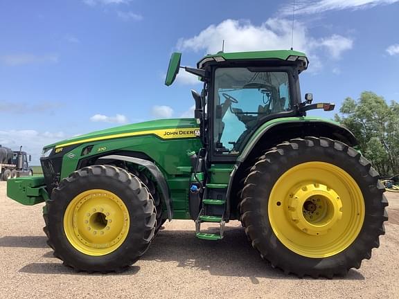 Image of John Deere 8R 370 equipment image 2