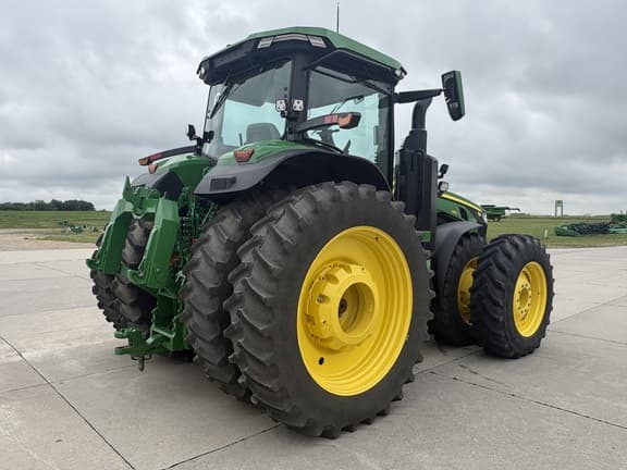 Image of John Deere 8R 370 equipment image 4