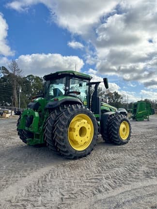 Image of John Deere 8R 370 equipment image 4