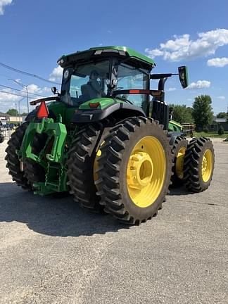 Image of John Deere 8R 370 equipment image 4