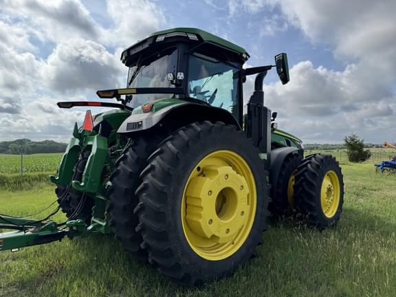 Image of John Deere 8R 370 equipment image 3