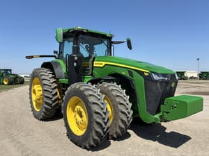 2024 John Deere 8R 370 Image