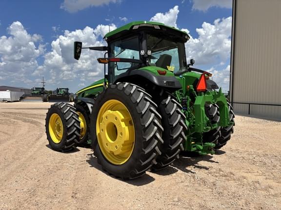 Image of John Deere 8R 370 equipment image 2