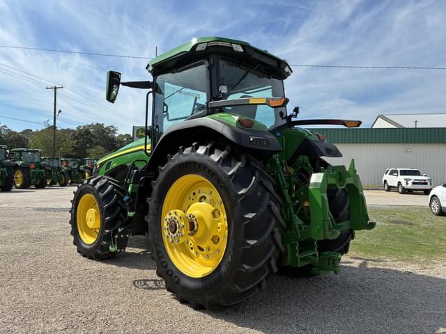 Image of John Deere 8R 370 equipment image 2