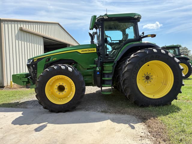 Image of John Deere 8R 370 equipment image 1