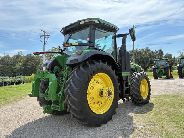 Image of John Deere 8R 370 equipment image 4
