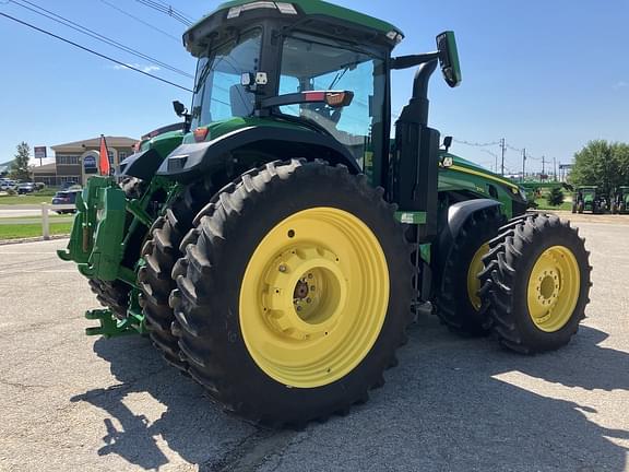 Image of John Deere 8R 370 equipment image 4