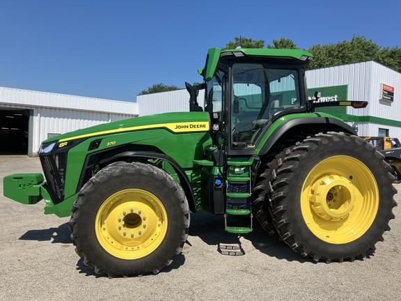 Image of John Deere 8R 370 equipment image 1