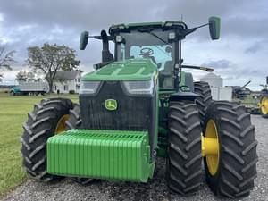 2024 John Deere 8R 370 Image