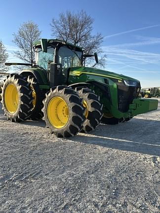 Image of John Deere 8R 370 equipment image 1