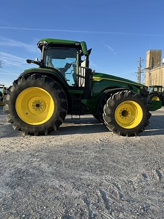 Image of John Deere 8R 370 Primary image