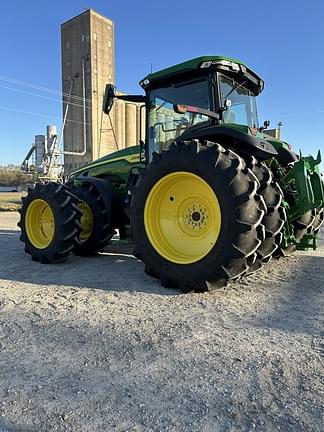 Image of John Deere 8R 370 equipment image 4