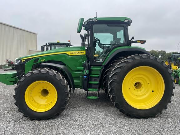 Image of John Deere 8R 370 equipment image 1
