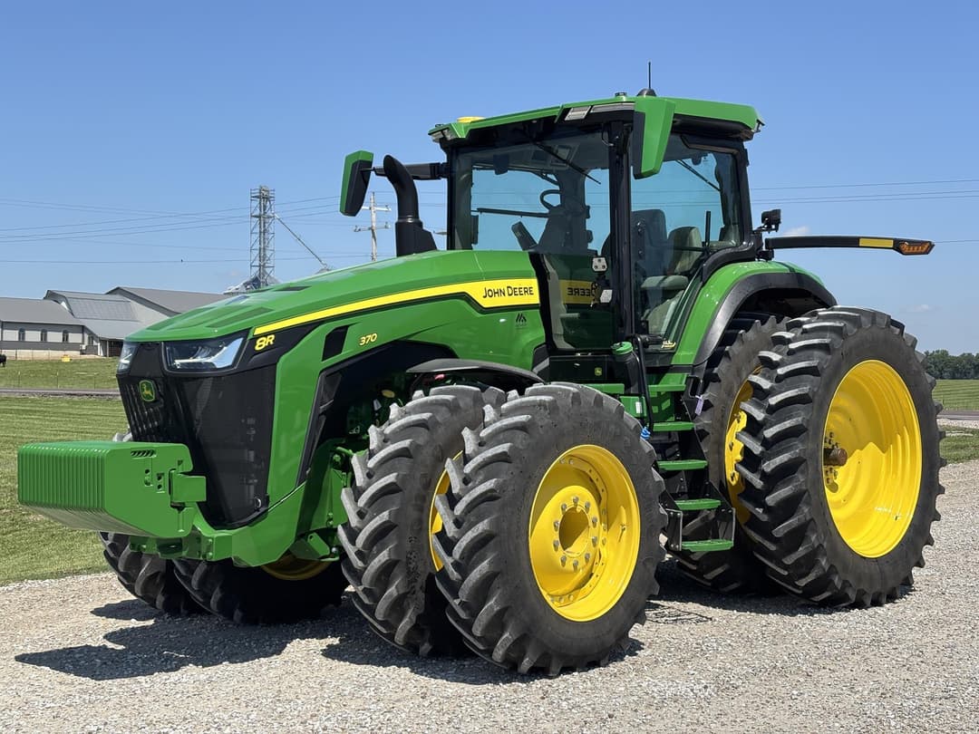 Image of John Deere 8R 370 Primary image