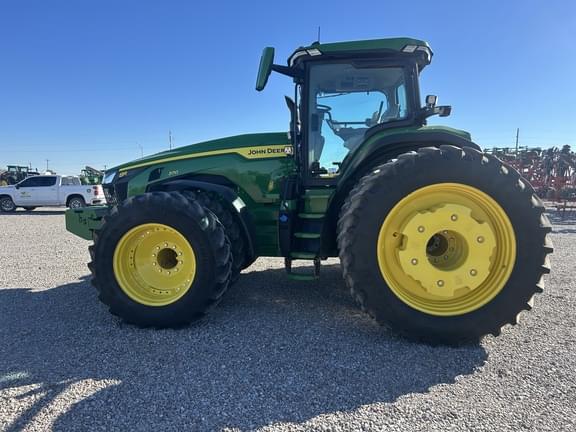 Image of John Deere 8R 370 equipment image 1