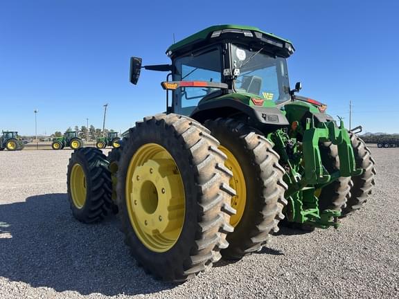 Image of John Deere 8R 370 equipment image 2