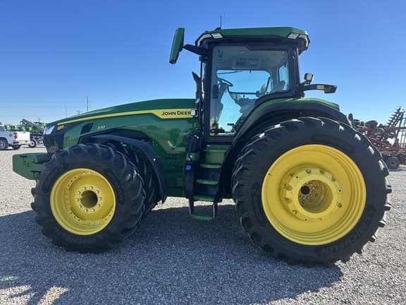 Image of John Deere 8R 370 equipment image 1