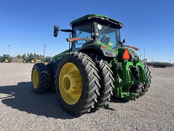 Image of John Deere 8R 370 equipment image 2