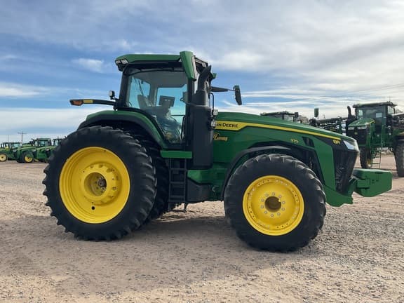Image of John Deere 8R 370 equipment image 1